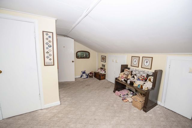 1140 S Weller Avenue, Springfield, MO 65804