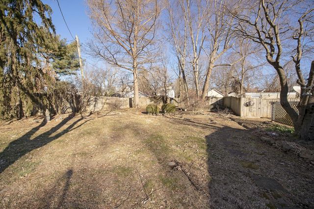 1140 S Weller Avenue, Springfield, MO 65804