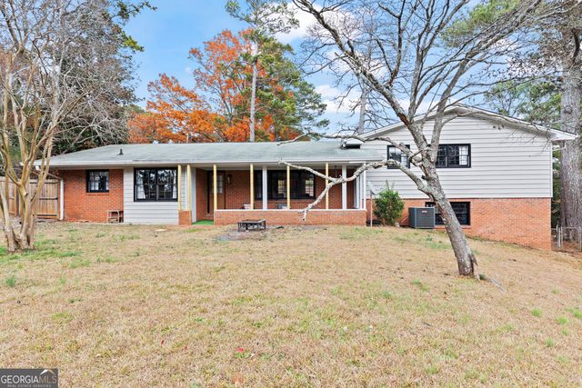 3727 Calmer Circle, East Point, GA 30344