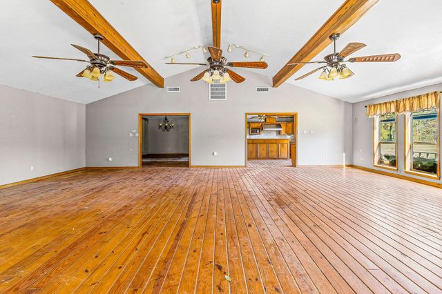 7101 Ireland Road, Silsbee, TX 77656