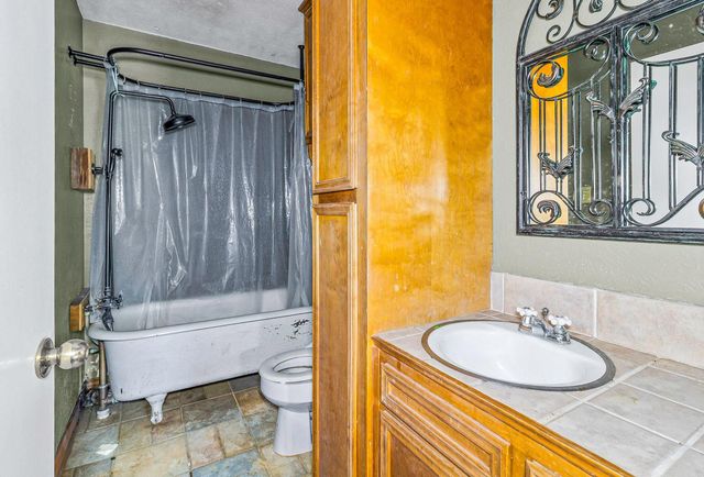 7101 Ireland Road, Silsbee, TX 77656