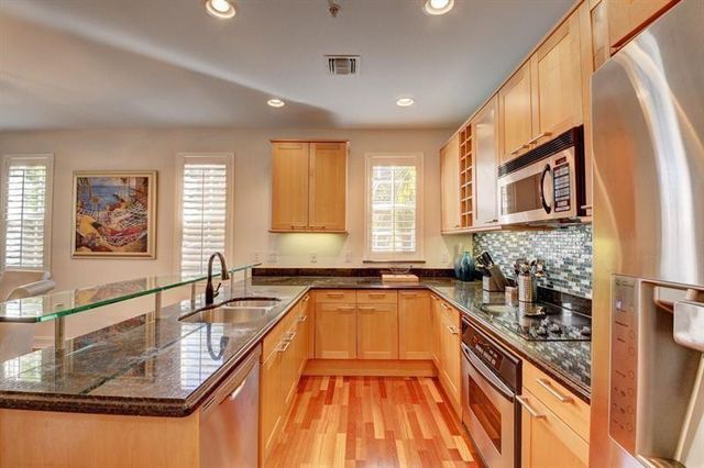 306 E Mallory Circle, Delray Beach, FL 33483