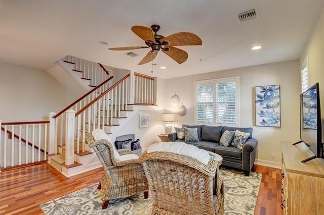306 E Mallory Circle, Delray Beach, FL 33483