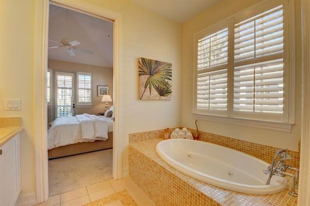 306 E Mallory Circle, Delray Beach, FL 33483