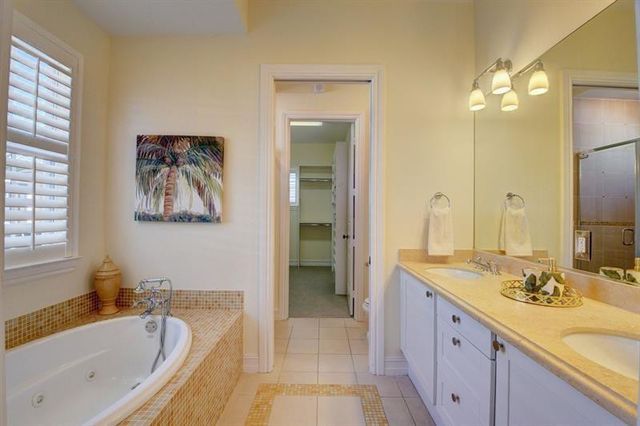 306 E Mallory Circle, Delray Beach, FL 33483