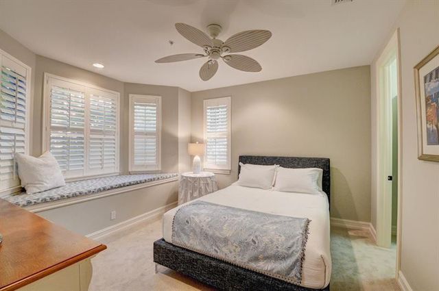 306 E Mallory Circle, Delray Beach, FL 33483