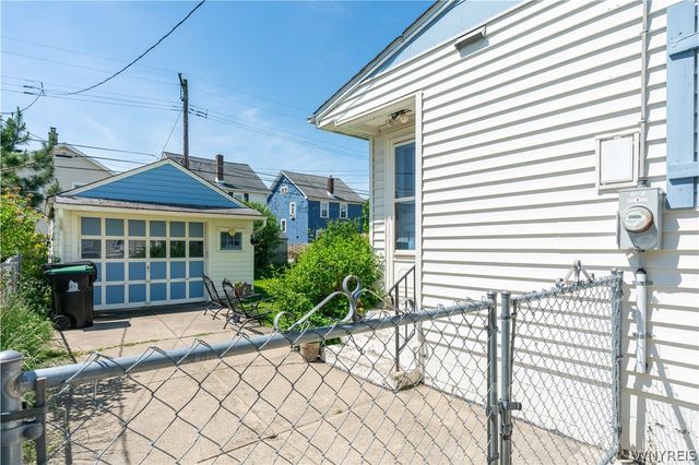 120 Keller Avenue, Tonawanda, NY 14217