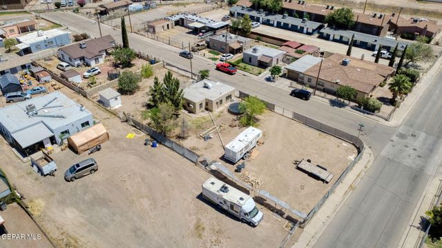 7688 Garden Place, El Paso, TX 79915