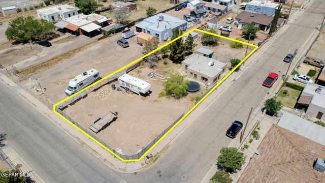 7688 Garden Place, El Paso, TX 79915