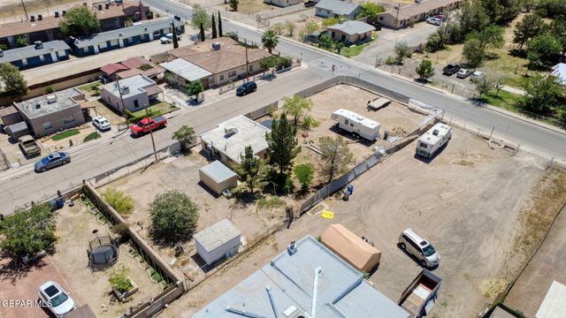 7688 Garden Place, El Paso, TX 79915