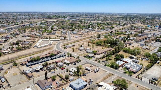 7688 Garden Place, El Paso, TX 79915