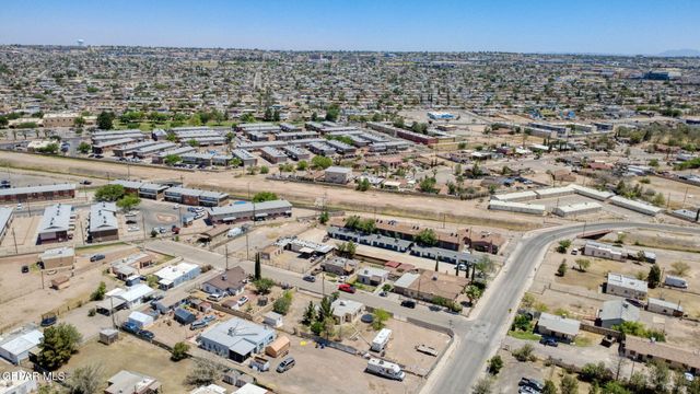 7688 Garden Place, El Paso, TX 79915