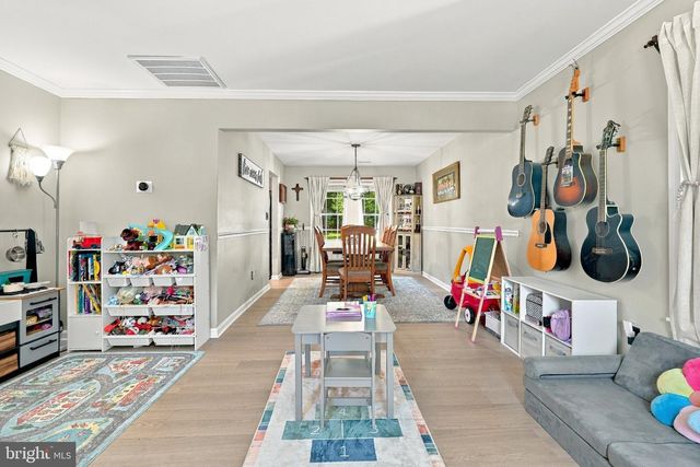 21271 SCARBOROUGH DR, Lexington Park, MD 20653