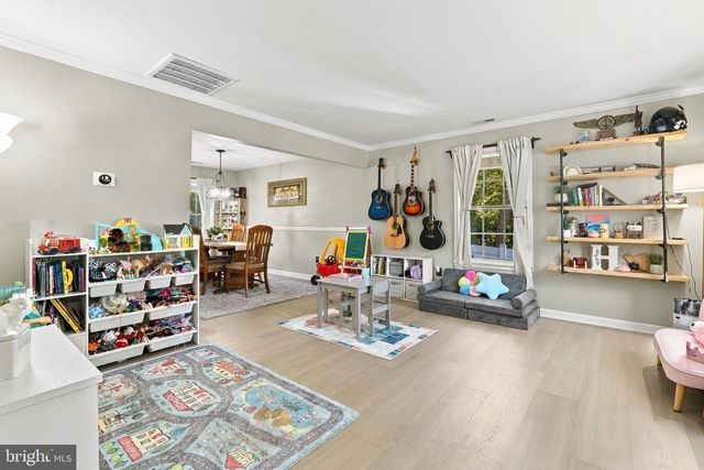 21271 SCARBOROUGH DR, Lexington Park, MD 20653