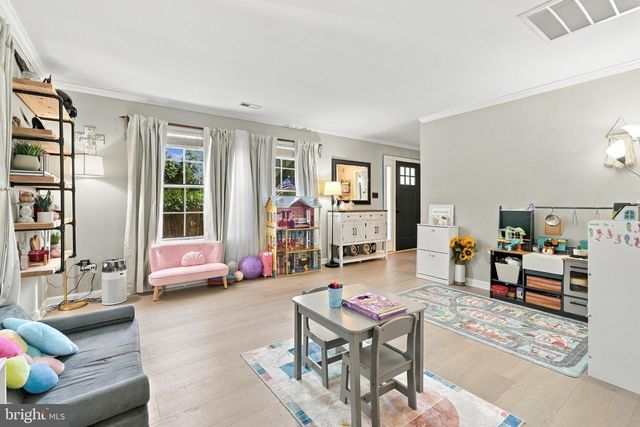 21271 SCARBOROUGH DR, Lexington Park, MD 20653
