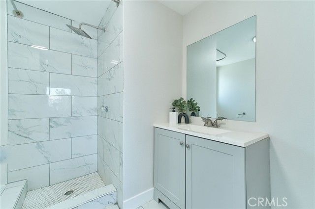 68600 E st, Cathedral City, CA 92234