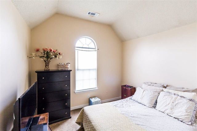 2774 BREEZY RIDGE TRL, Memphis, TN 38016