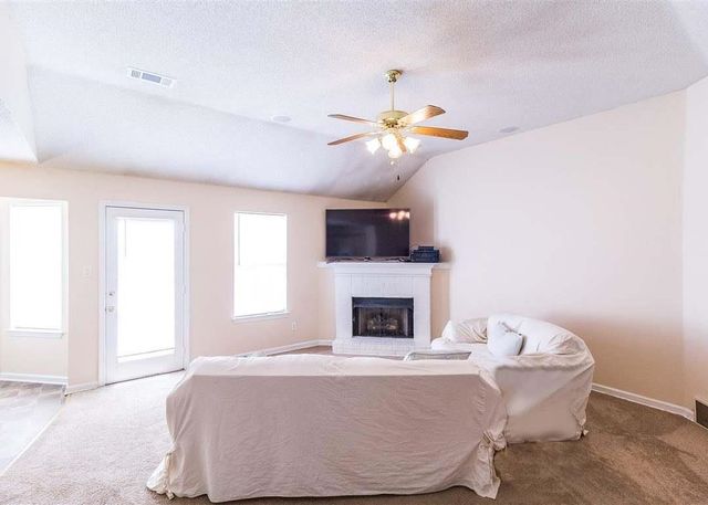 2774 BREEZY RIDGE TRL, Memphis, TN 38016