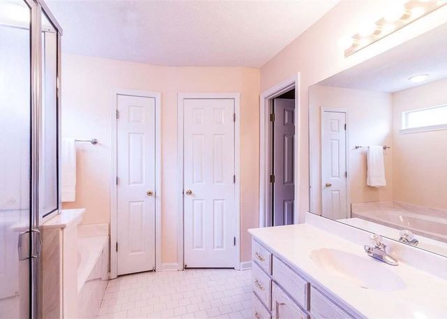 2774 BREEZY RIDGE TRL, Memphis, TN 38016