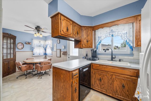 1602 Avalon Avenue, Joliet, IL 60435