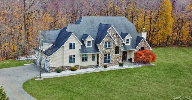 47 Kayla Lane, Mahopac, NY 10541