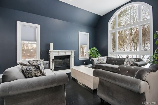 47 Kayla Lane, Mahopac, NY 10541