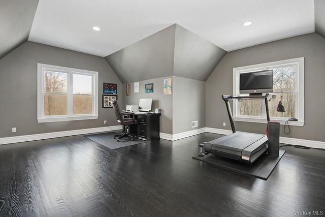 47 Kayla Lane, Mahopac, NY 10541