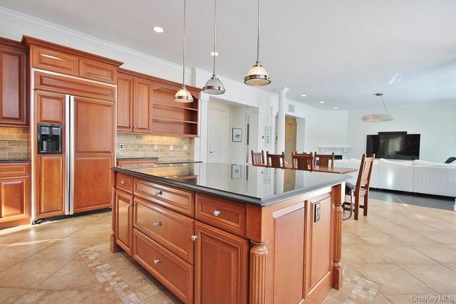 47 Kayla Lane, Mahopac, NY 10541