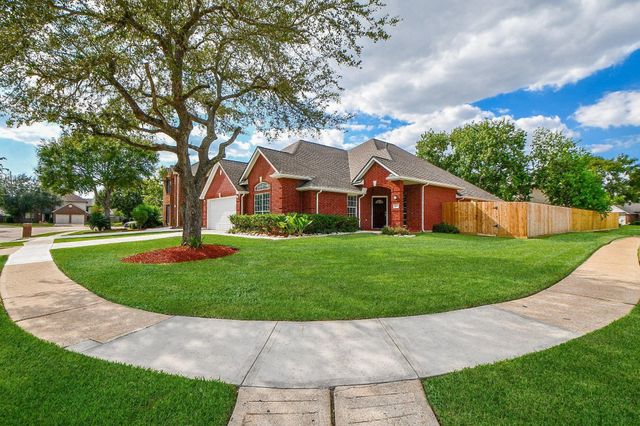 802 Childers Court, Stafford, TX 77477