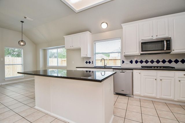 802 Childers Court, Stafford, TX 77477