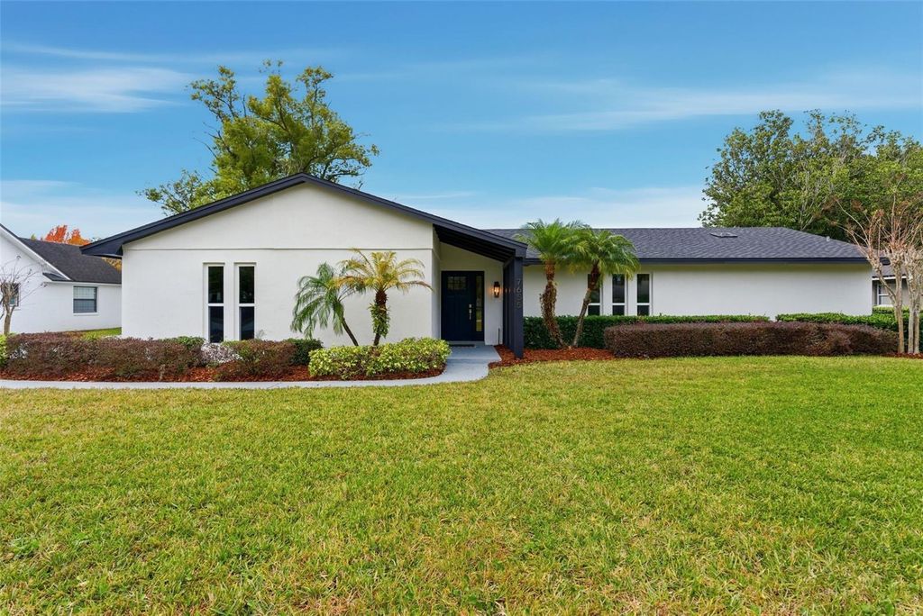 Image 2 of property listing at 7655 PERSIAN COURT, Orlando, FL 32819