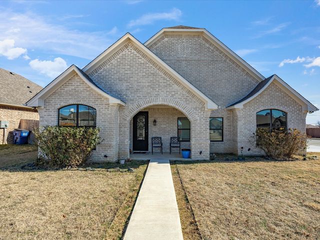 608 Timberline Drive, Bridgeport, TX 76426
