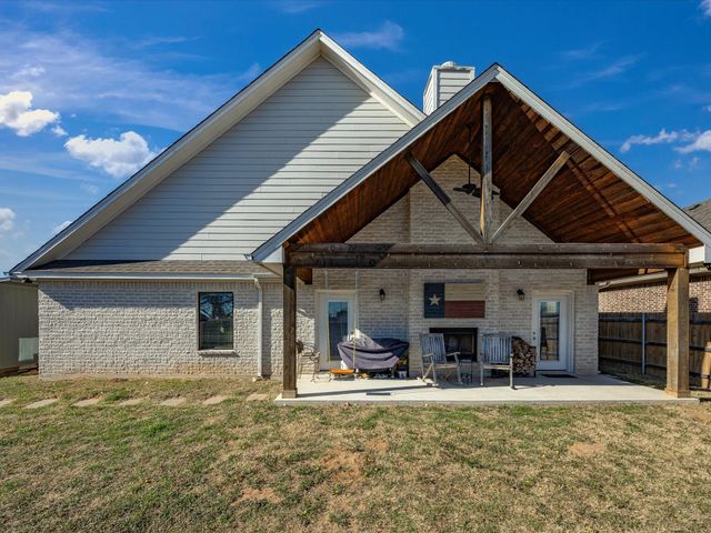 608 Timberline Drive, Bridgeport, TX 76426