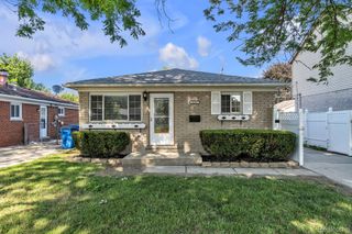 4197 Monroe Street, Dearborn Heights, MI 48125