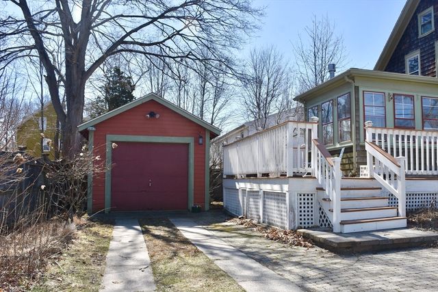 36 Hazel St, Attleboro, MA 02703