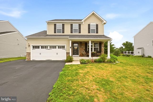 1937 ALAMINGO DR, Quakertown, PA 18951