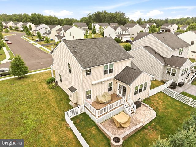 1937 ALAMINGO DR, Quakertown, PA 18951