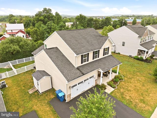 1937 ALAMINGO DR, Quakertown, PA 18951