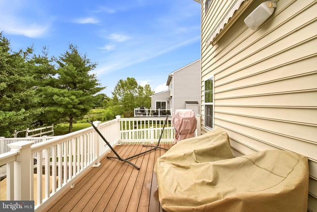1937 ALAMINGO DR, Quakertown, PA 18951