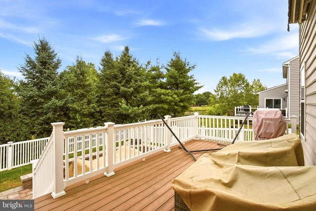 1937 ALAMINGO DR, Quakertown, PA 18951