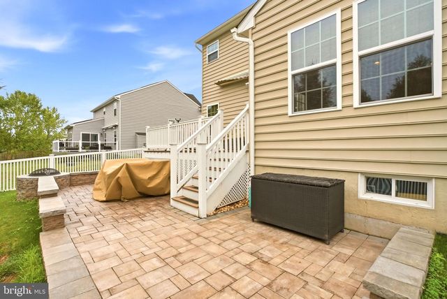 1937 ALAMINGO DR, Quakertown, PA 18951
