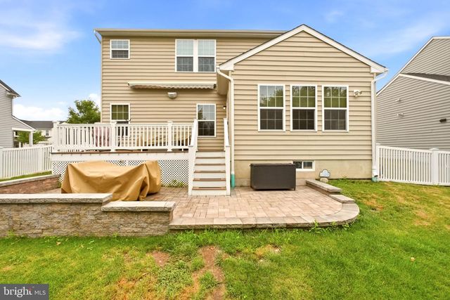 1937 ALAMINGO DR, Quakertown, PA 18951