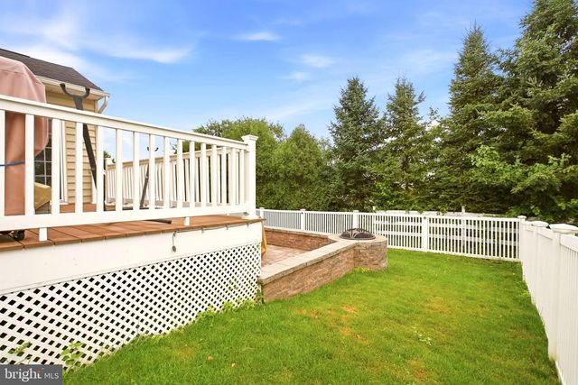 1937 ALAMINGO DR, Quakertown, PA 18951