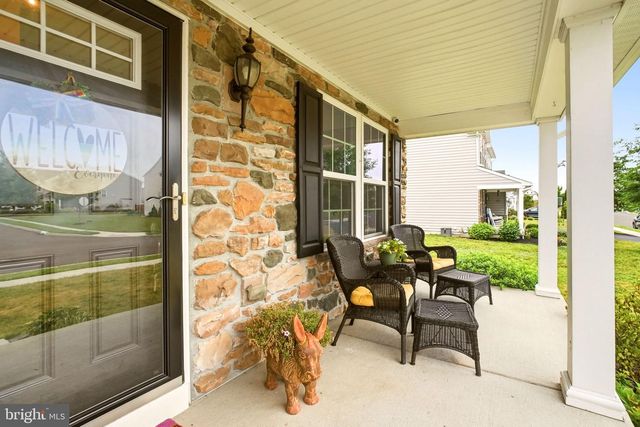 1937 ALAMINGO DR, Quakertown, PA 18951