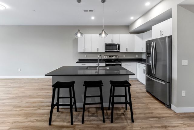 999 Main Street 205, Hanson, MA 02341