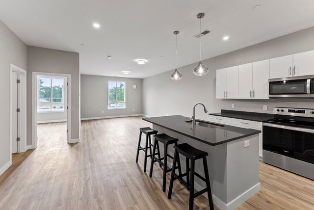 999 Main Street 205, Hanson, MA 02341