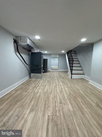 1049 MERCY ST, Philadelphia, PA 19148