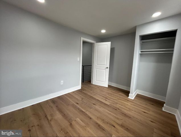 1049 MERCY ST, Philadelphia, PA 19148