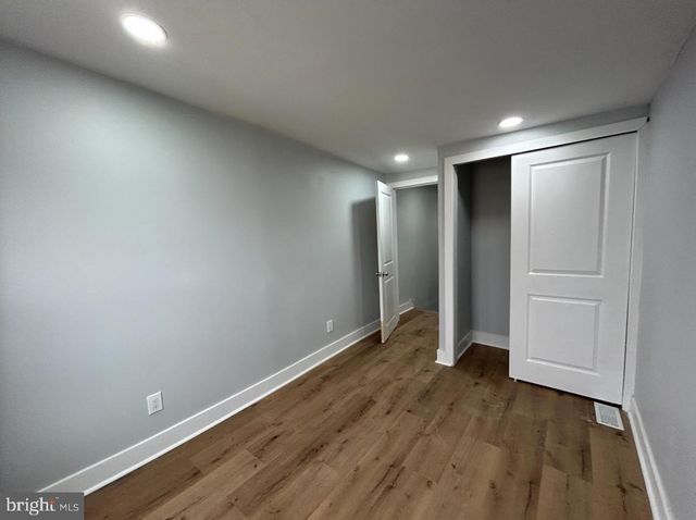 1049 MERCY ST, Philadelphia, PA 19148