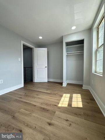 1049 MERCY ST, Philadelphia, PA 19148